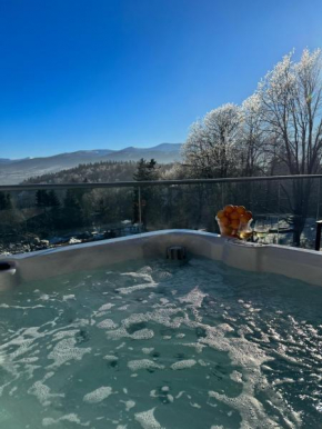 Kras-Resort Apartament 301 i 303 z widokiem na góry, prywatnym jacuzzi na tarasie i sauną, Szklarska Poręba